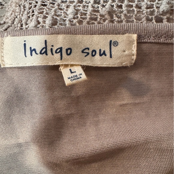 Indigo Soul Elegant Lace Long Sleeve Tunic - Picture 10 of 10